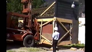 Moving Museum Building